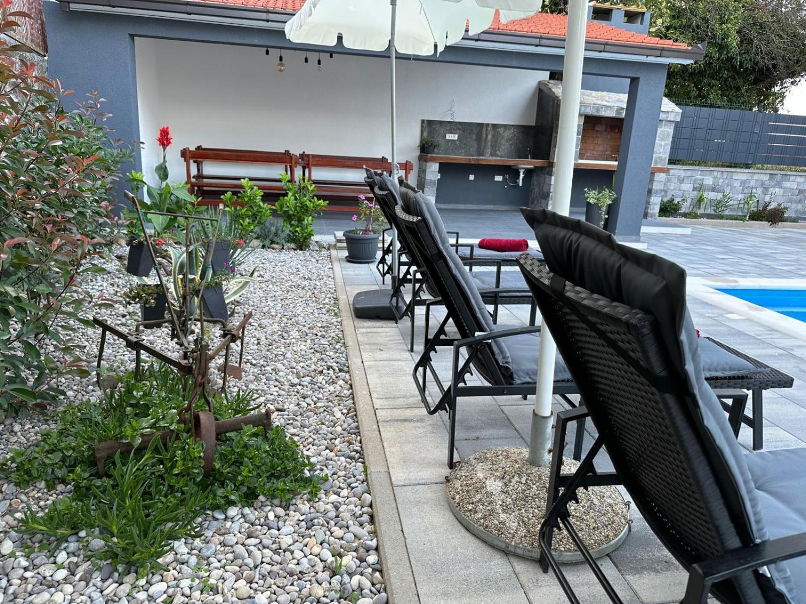 Apartment Erwin With Heated Pool