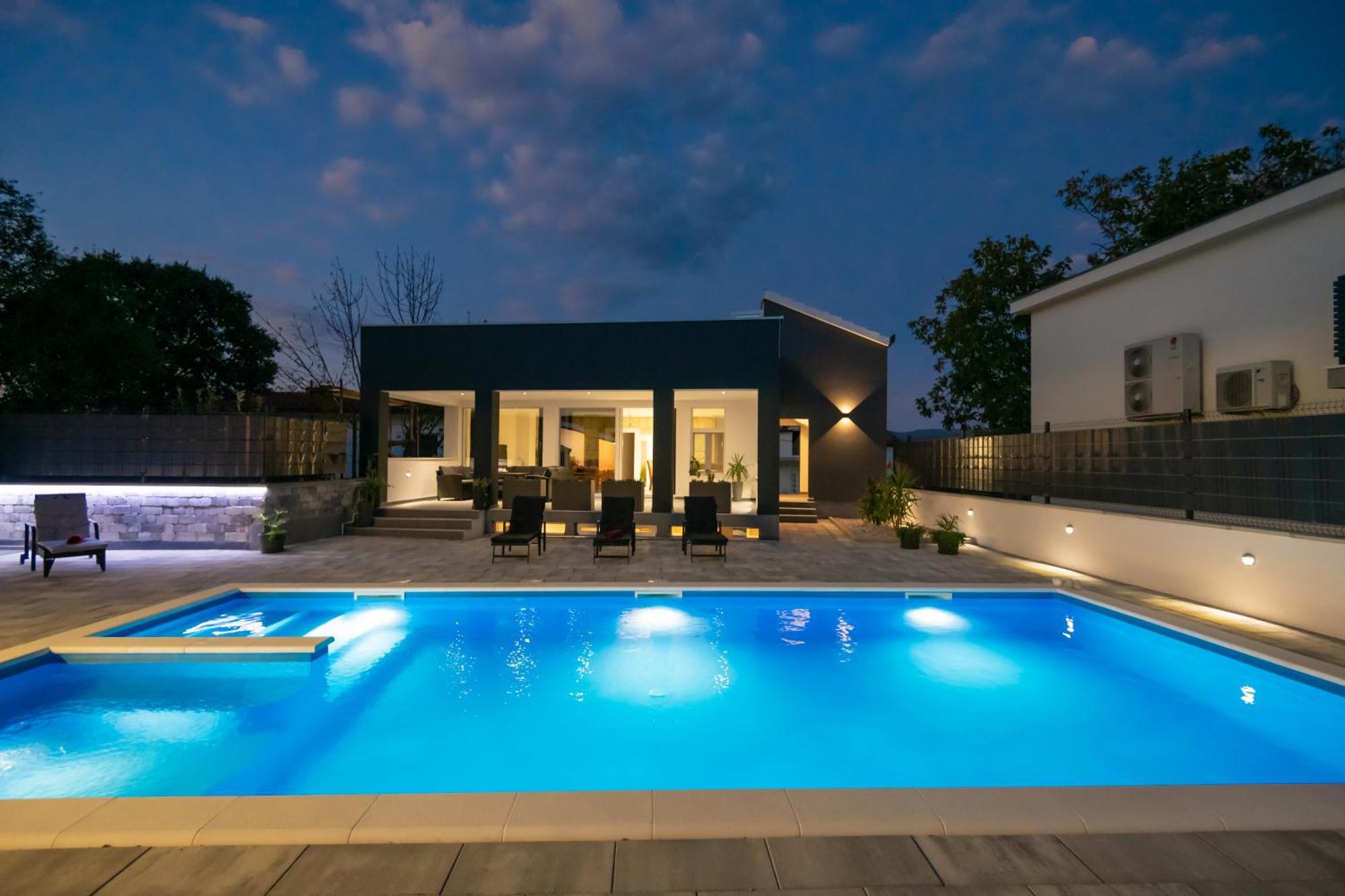 Lägenhet Erwin With Heated Pool Imotski